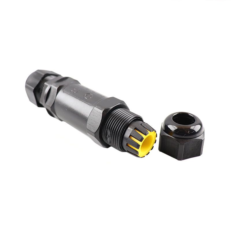 Čierna vodeodolná káblová spojka IP68, max. 3 x 1,5 mm