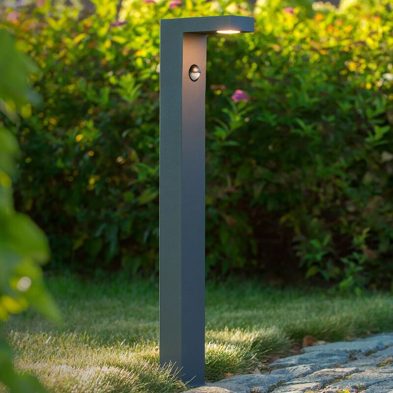 Antracitý záhradný stĺpik so senzorom pohybu moderný, Texas, 6 W, LED 3000 K, IP54