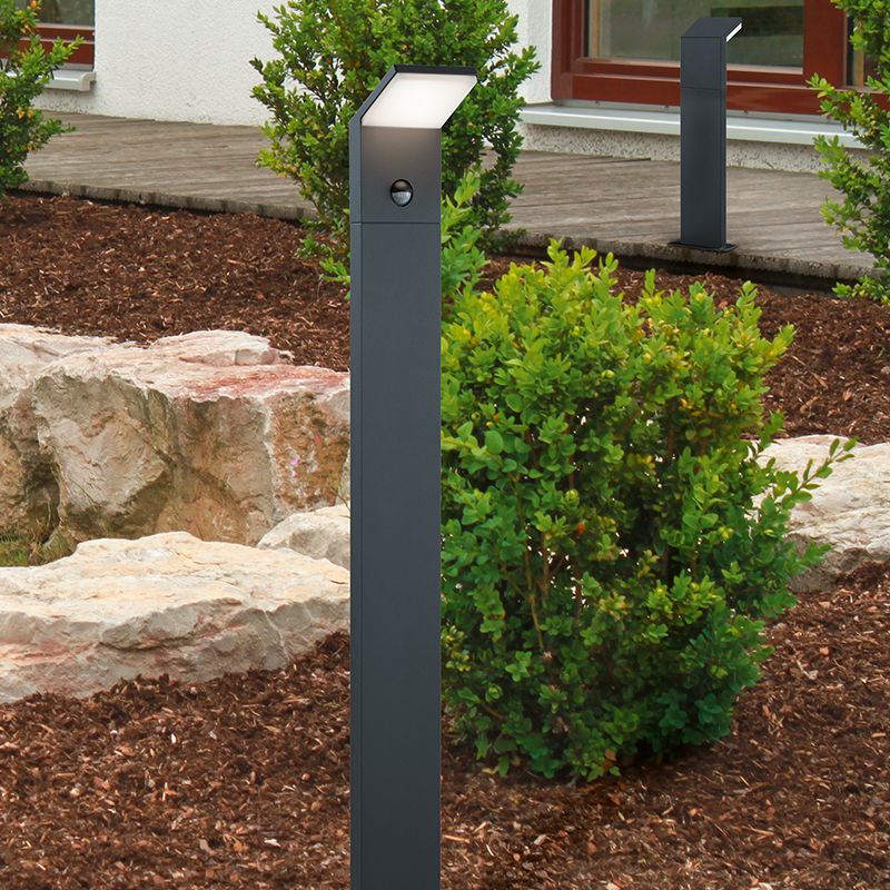 Antracitý záhradný stĺpik so senzorom pohybu moderný, Solana, 9 W, LED 3000 K, IP54
