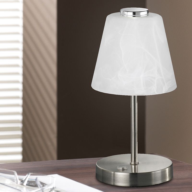 Niklová stolová lampa moderná, Nakskov, 2,5 W, LED 3000 K, s vypínačom Niklová stolová lampa moderná, Nakskov, 2,5 W, LED 3000 K, s vypínačom
