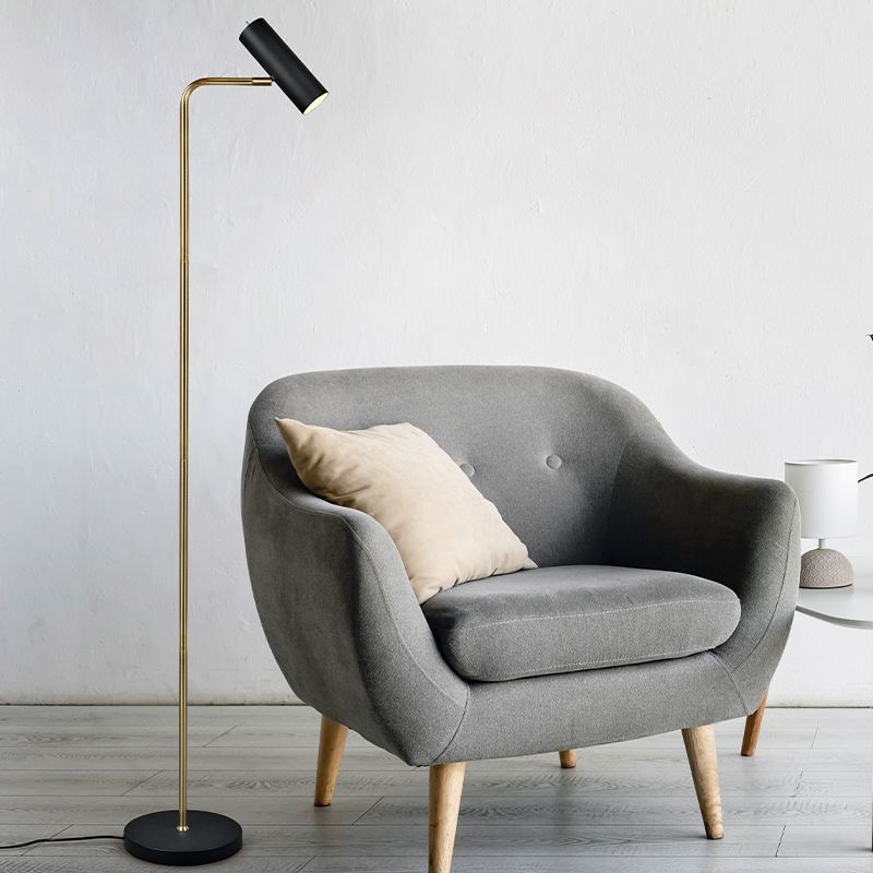 Mosadzná stojaca lampa moderná, Kaso, s vypínačom
