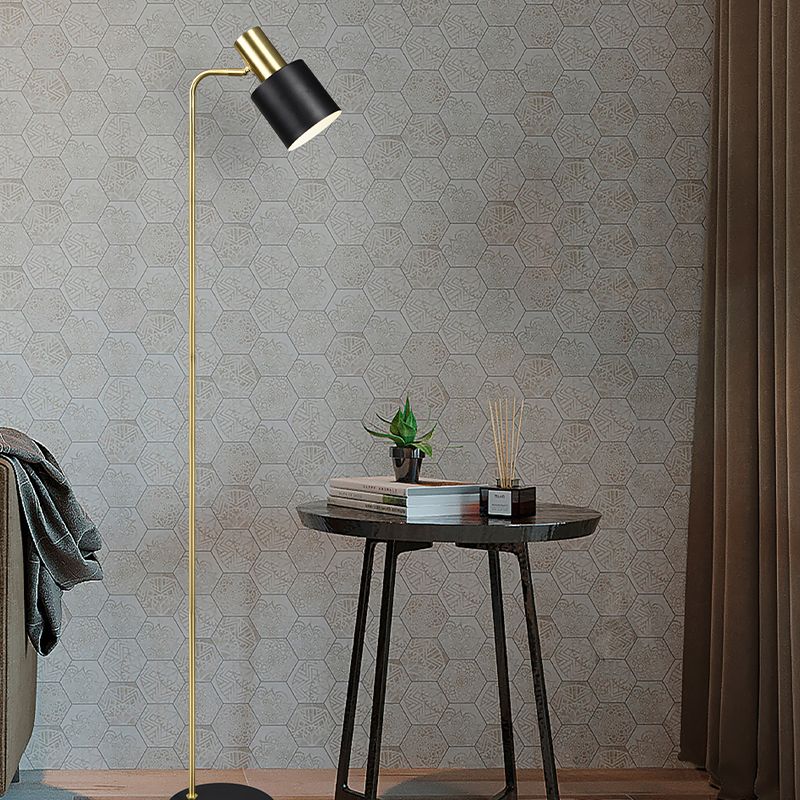 Čierna stojaca lampa kovová, Zoja, s vypínačom