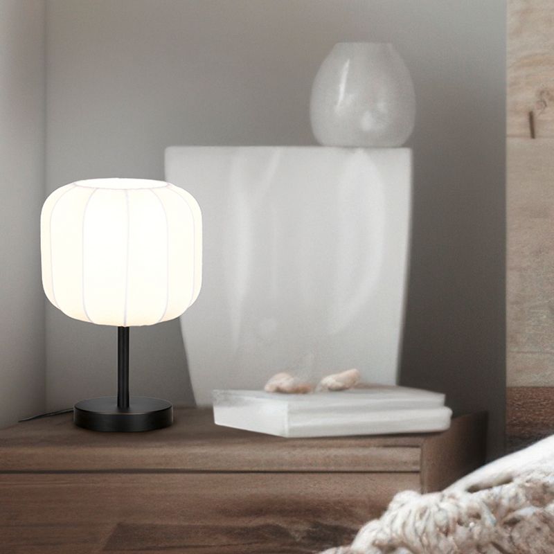Biela stolová lampa moderná, Metehan, s vypínačom Biela stolová lampa moderná, Metehan, s vypínačom