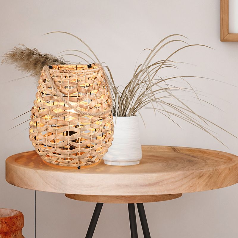 Ratanová stolová lampa hnedá, Lycke, s vypínačom Ratanová stolová lampa hnedá, Lycke, s vypínačom