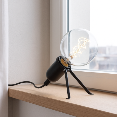 Kovová stolová lampa čierna, Gidon, s vypínačom