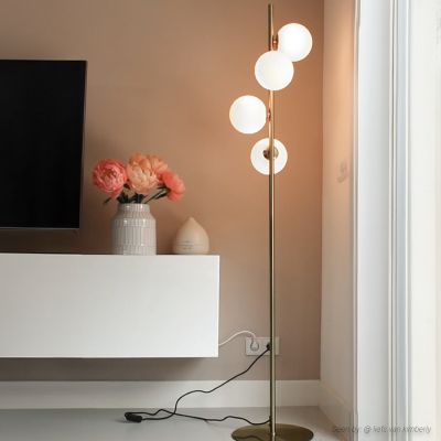 Dizajnová stojaca lampa biela, Remo, s vypínačom
