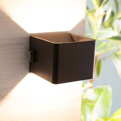 Moderné nabíjateľné nástenné svietidlo čierne, Puck, 4 W, LED 3000 K, IP44