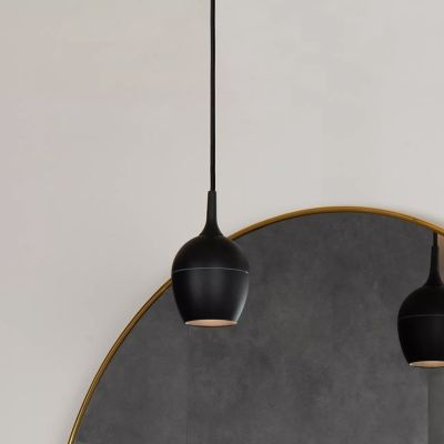 Čierne závesné svietidlo do kúpeľne moderné, Preston, IP44