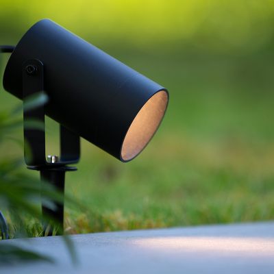 Čierne zapichovacie svietidlo moderné, Taylor, IP44