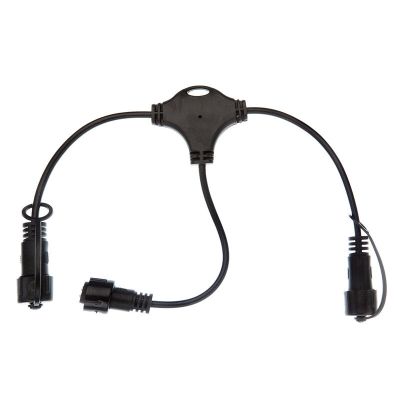 Čierny T-rozbočovač